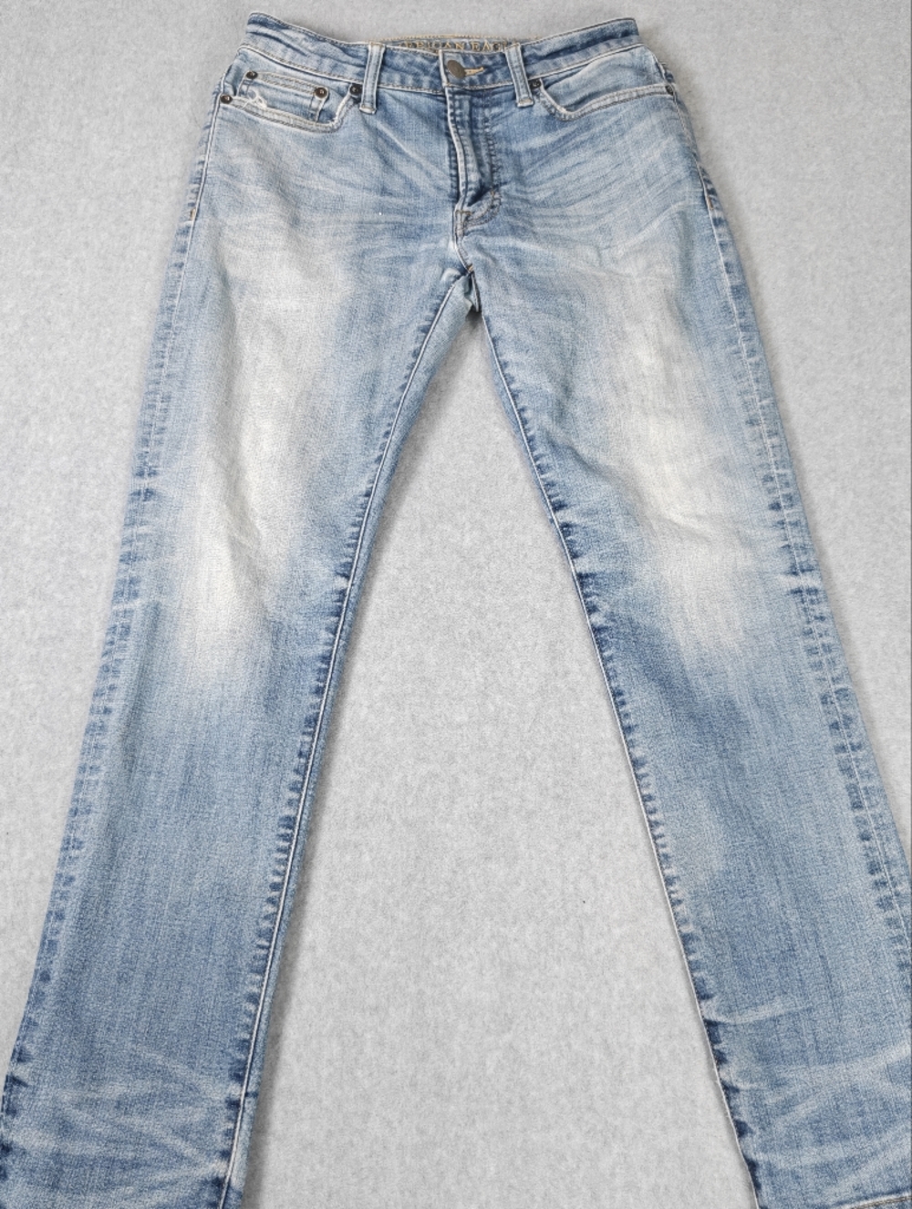 American Eagle Outfitters Light Blue Denim Jeans